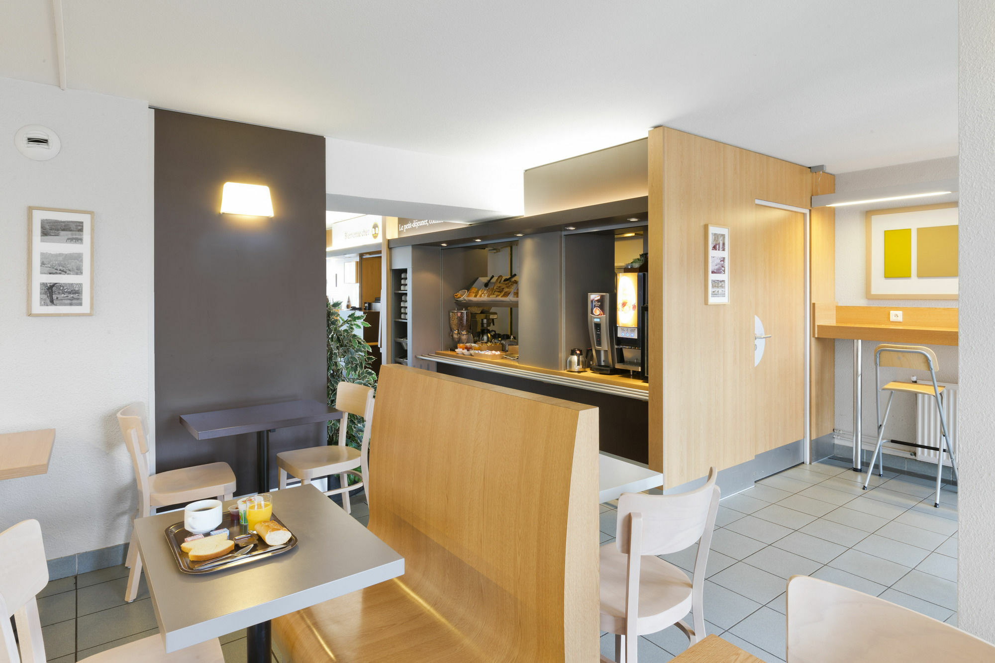 B&B Hôtel Angers 1 Beaucouzé Exterior foto